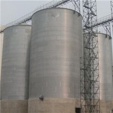 Silo de fondo plano